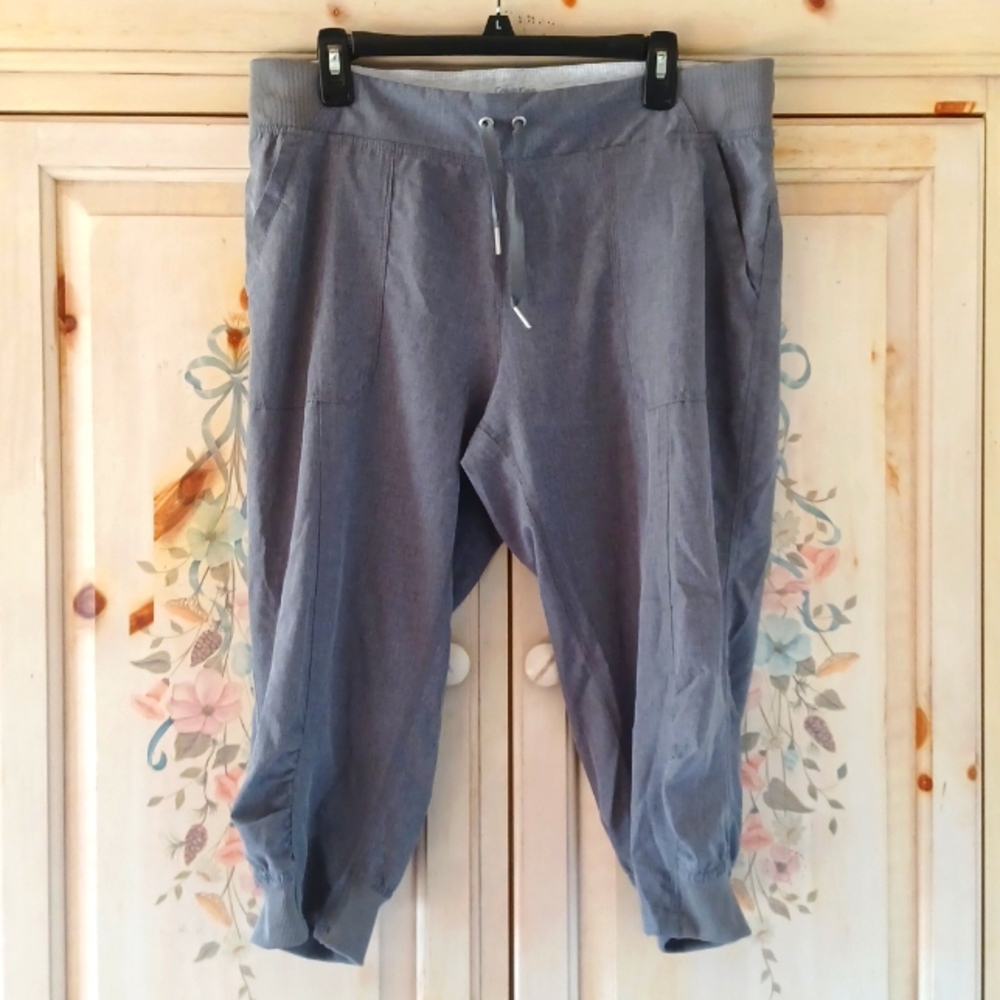 Womens capris